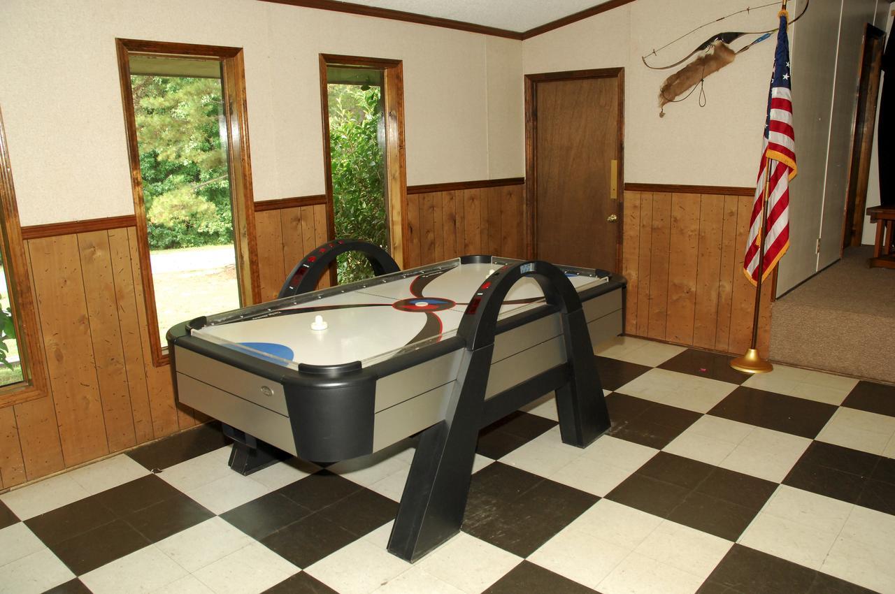 Carolina Landing Camping Resort Deluxe Cabin 4 Fair Play Экстерьер фото